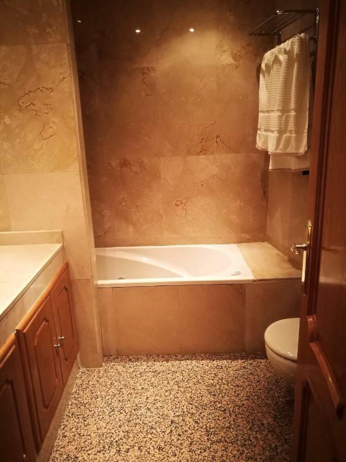 מדריד Apartamentos Torr Av America - Lopez De Hoyos - Chamartin מראה חיצוני תמונה