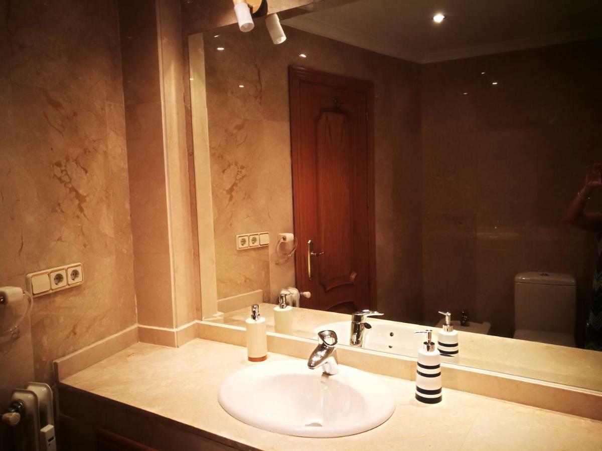 מדריד Apartamentos Torr Av America - Lopez De Hoyos - Chamartin מראה חיצוני תמונה